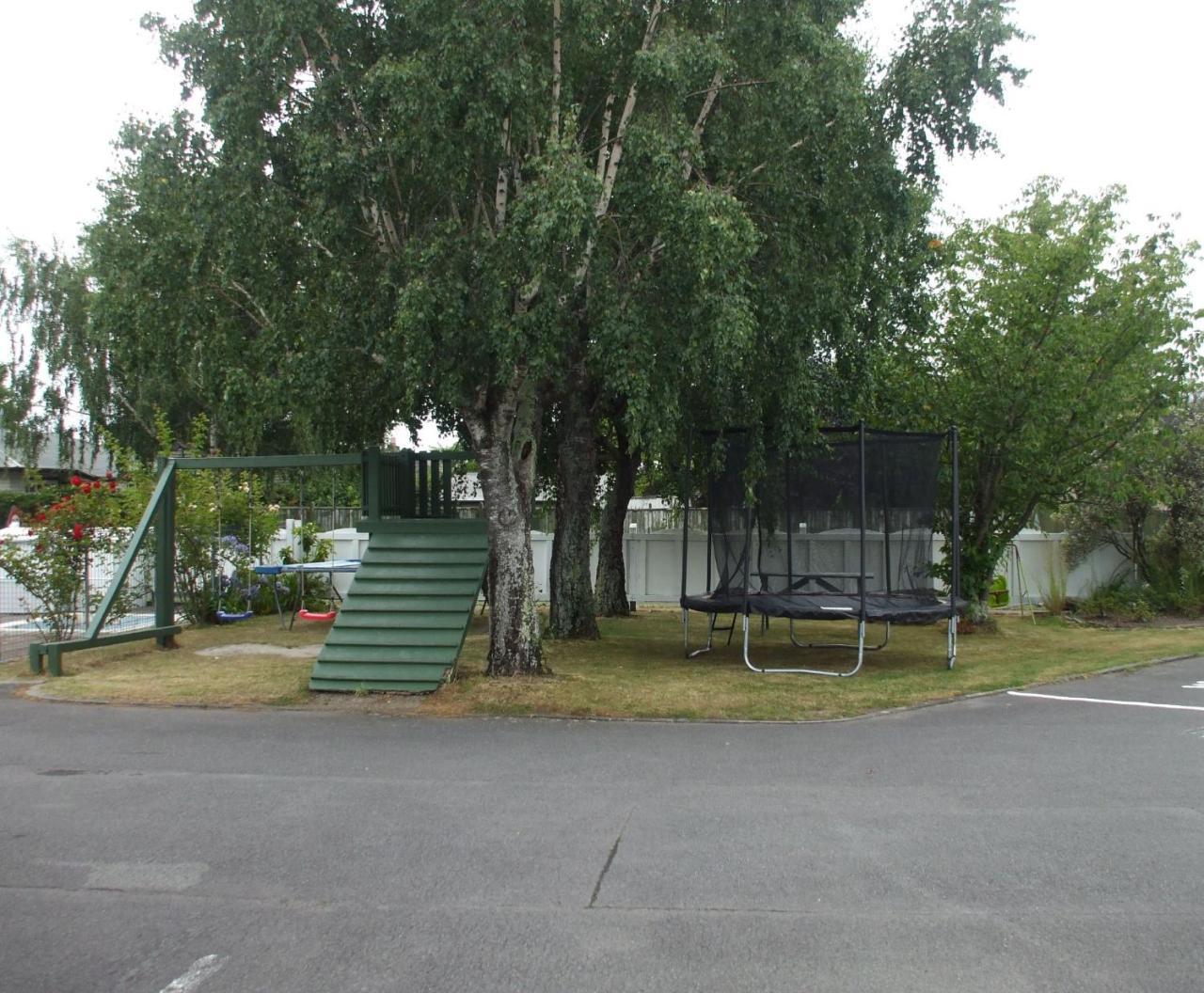 Acorn Estate Motel Masterton Bagian luar foto